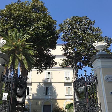Villa Falconieri Sorrento Suite Sant'Agnello Bagian luar foto